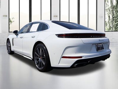2025 Porsche Panamera Base