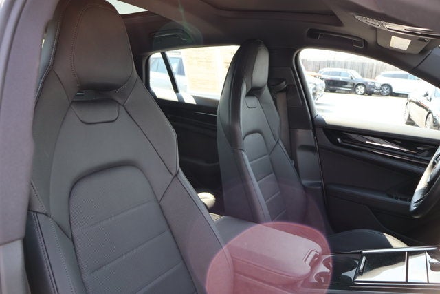 2025 Porsche Panamera Base