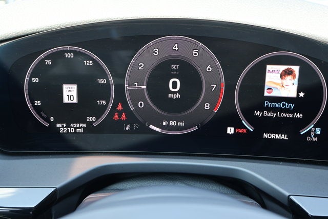 2025 Porsche Panamera Base