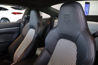 2025 Porsche 911 Turbo S