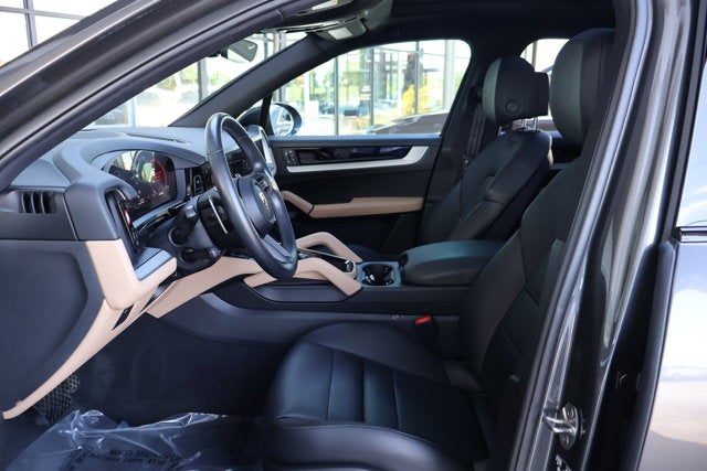 2024 Porsche Cayenne Base