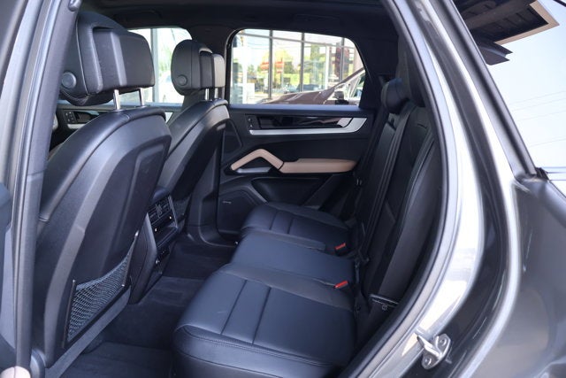 2024 Porsche Cayenne Base