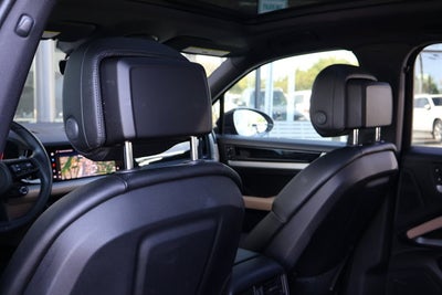 2024 Porsche Cayenne Base