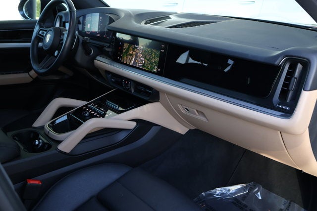 2024 Porsche Cayenne Base