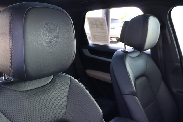 2024 Porsche Cayenne Base