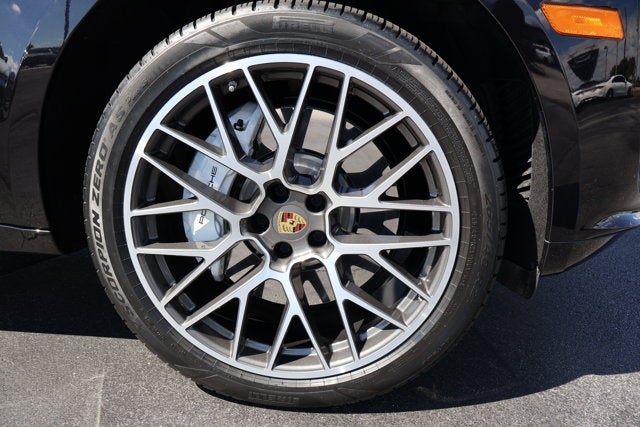2020 Porsche Macan Turbo