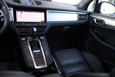 2020 Porsche Macan Turbo
