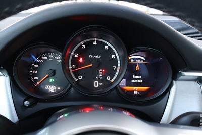 2020 Porsche Macan Turbo