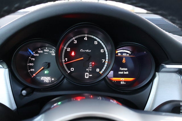 2020 Porsche Macan Turbo