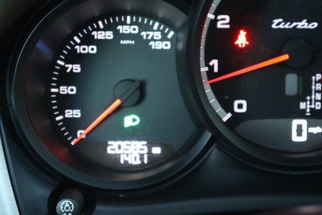 2020 Porsche Macan Turbo