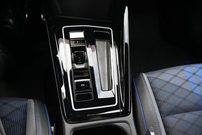 2026 Volkswagen Golf R Base