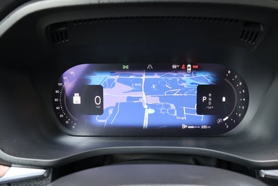 2024 Volvo XC60 Plus Dark Theme