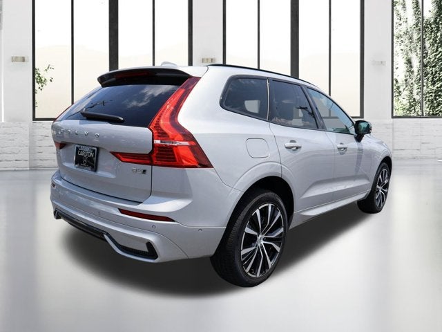 2024 Volvo XC60 Plus Dark Theme