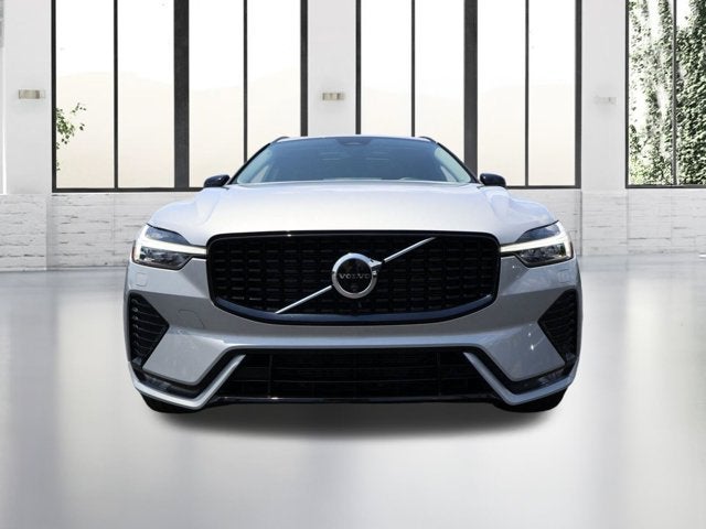 2024 Volvo XC60 Plus Dark Theme